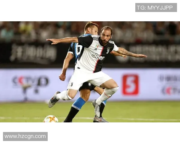 足球最新动态：转会窗口关闭前的最后交易