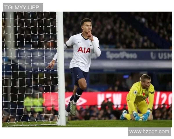 库里社媒亲自发声正面回应近期争议事件引发广泛关注